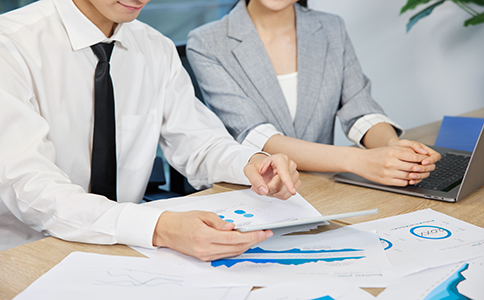 營(yíng)業(yè)執(zhí)照怎么變更法人?