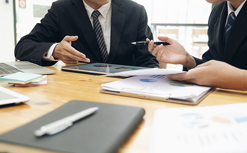 影響財務公司記賬收費標準的關鍵因素