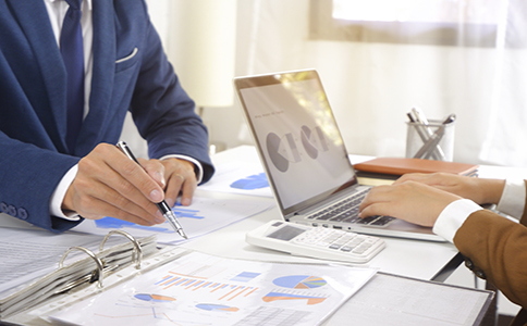 如何變更企業(yè)營業(yè)執(zhí)照經(jīng)營范圍？