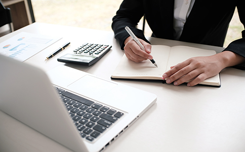 小公司找代理記賬需要注意什么？