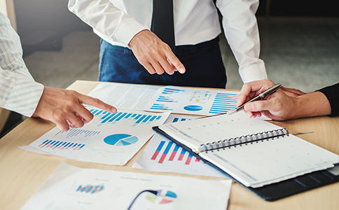 公司法人變更提交材料與準備重點