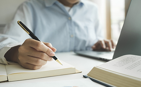 財(cái)務(wù)公司收費(fèi)標(biāo)準(zhǔn)是多少？